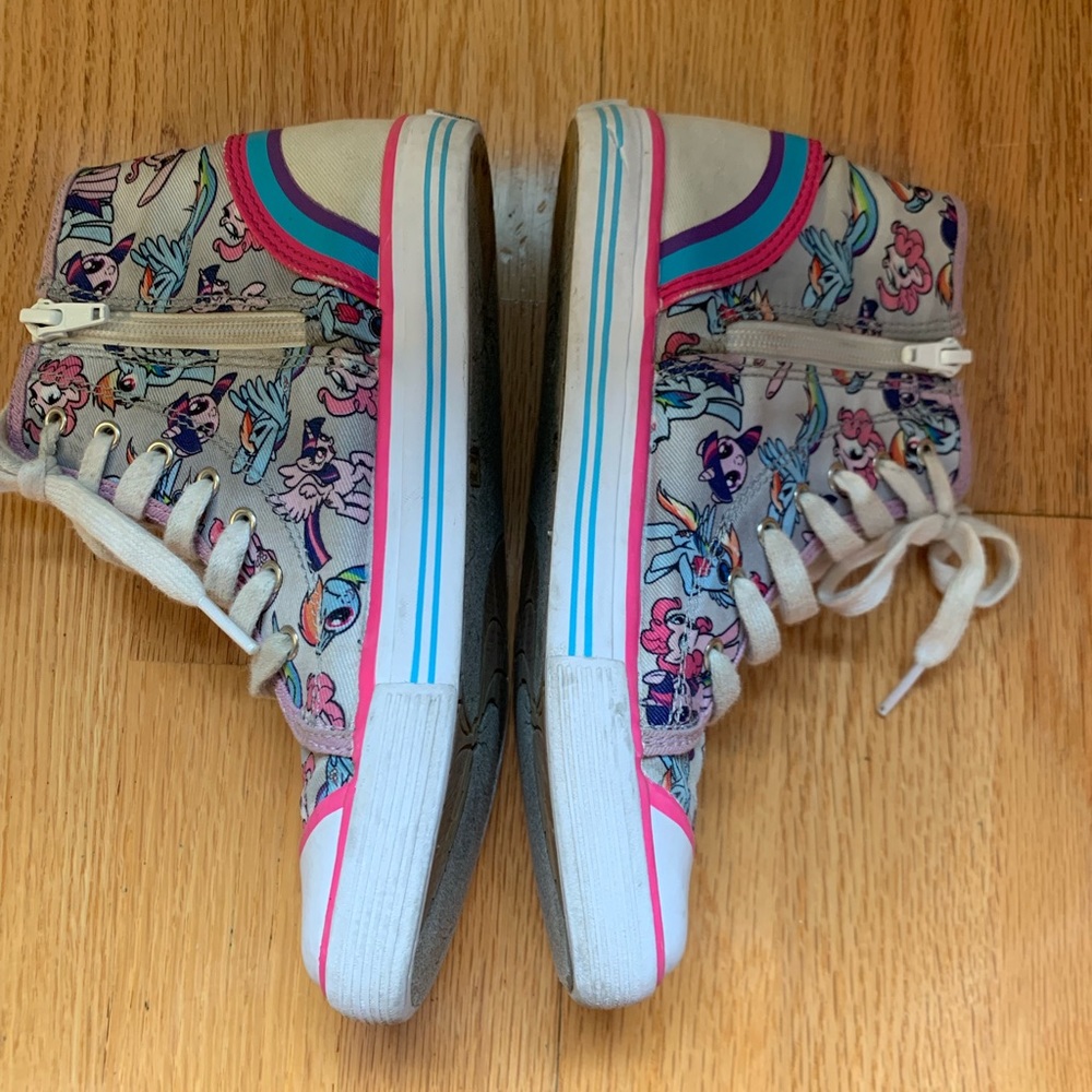 Girls - StrideRite Hi-Tops - Size 1.5